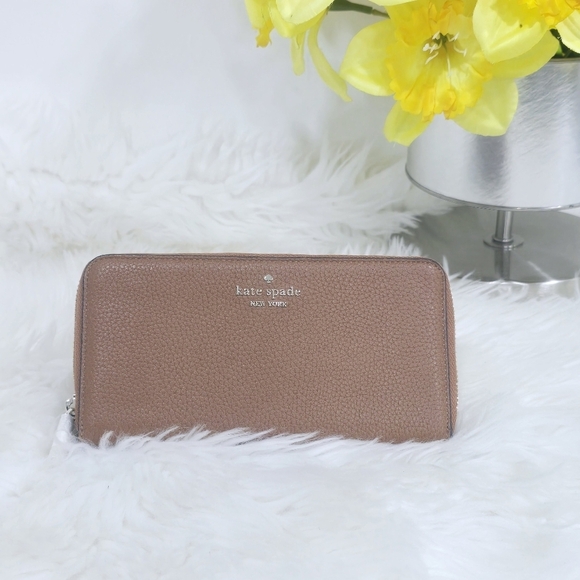 Kate Spade leather brown large wallet  new - Picture 1 of 10